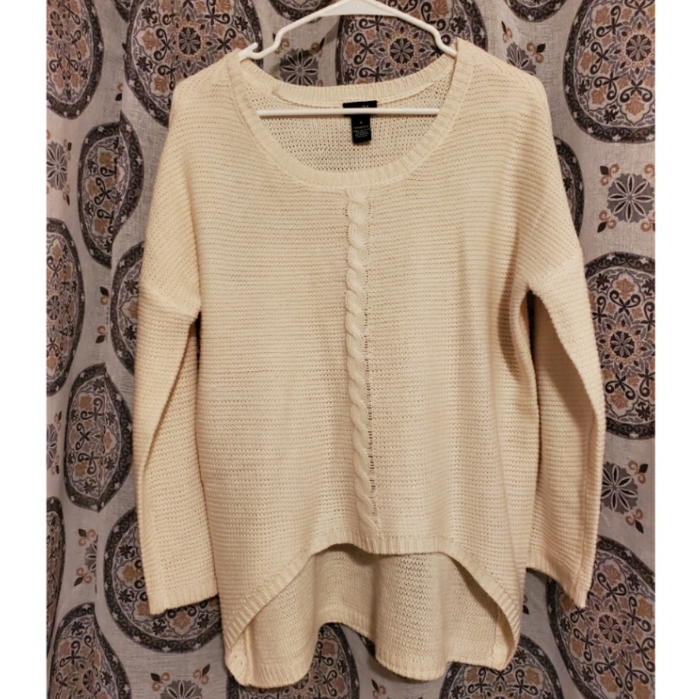 Crochet Style Long Sleeve